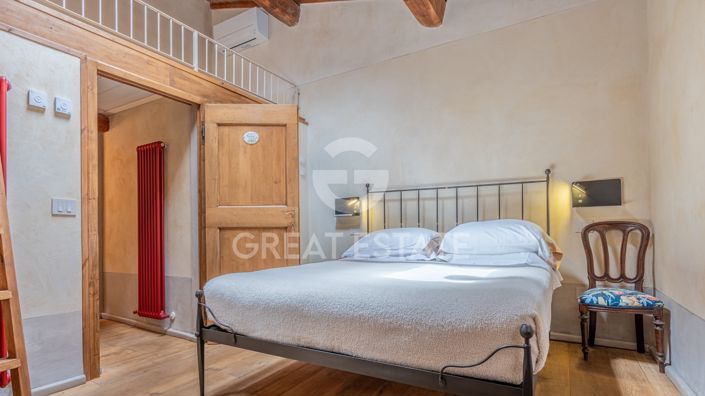 Image No.30-15 Bed Country House for sale