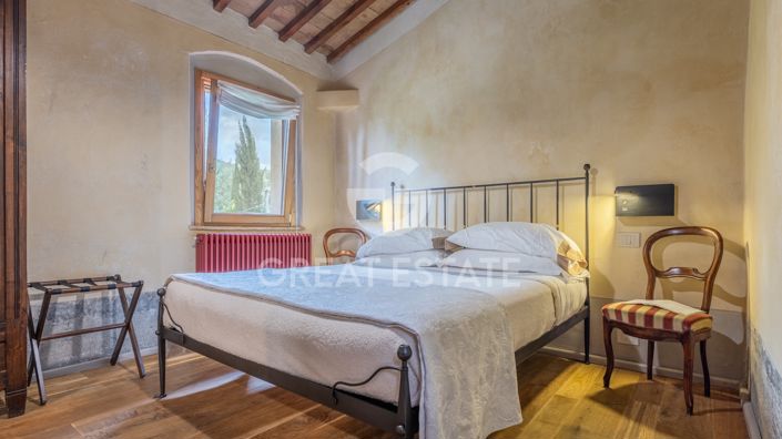 Image No.31-15 Bed Country House for sale