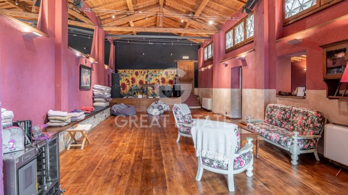 Image No.47-15 Bed Country House for sale