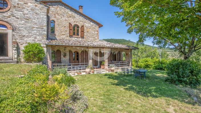 Image No.11-6 Bed Country House for sale