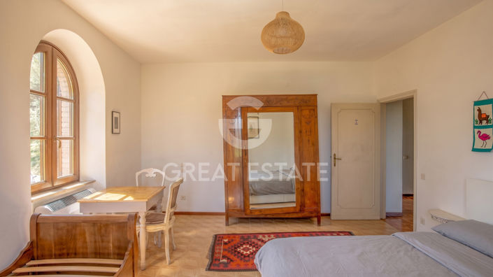 Image No.24-6 Bed Country House for sale