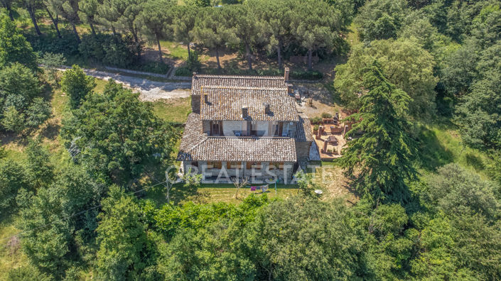 Image No.8-6 Bed Country House for sale