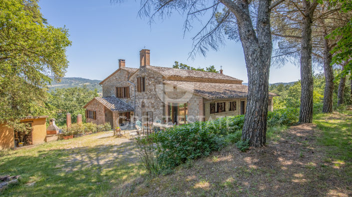 Image No.9-6 Bed Country House for sale