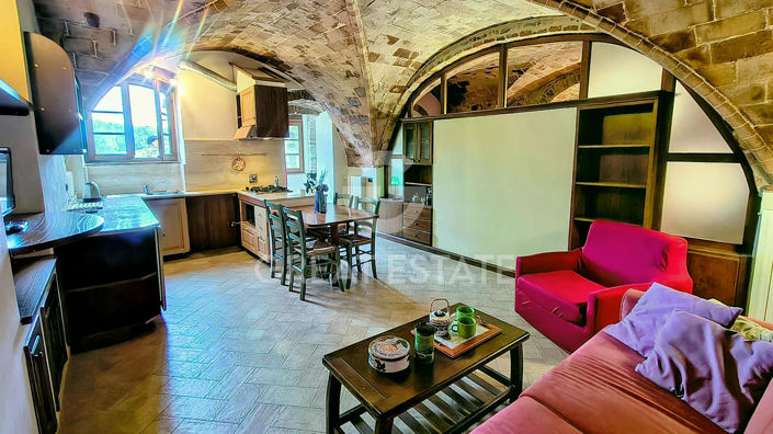 Image No.21-Ferme de 13 chambres à vendre à Volterra