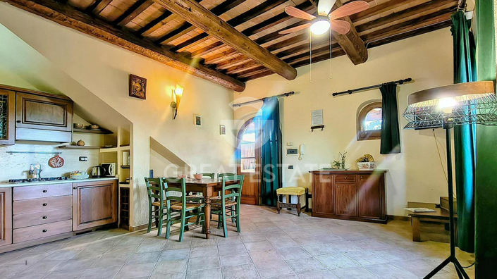 Image No.24-Ferme de 13 chambres à vendre à Volterra