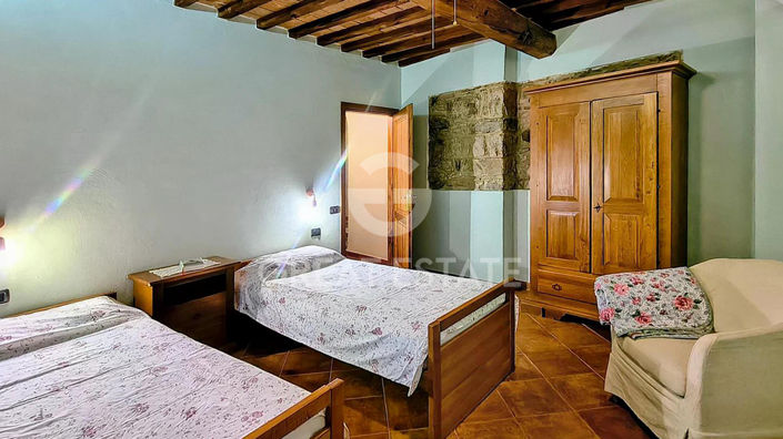 Image No.27-Ferme de 13 chambres à vendre à Volterra