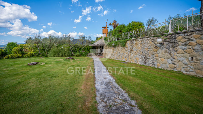 Image No.21-7 Bed Country House for sale