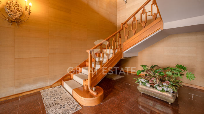 Image No.36-7 Bed Country House for sale