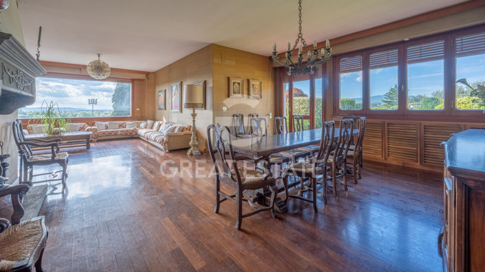 Image No.38-7 Bed Country House for sale