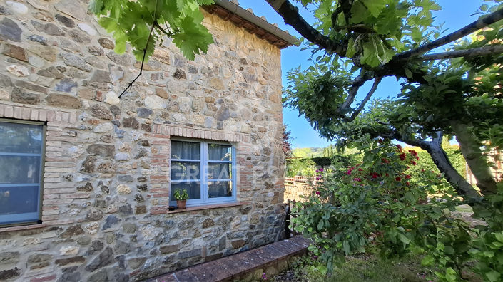 Image No.8-3 Bed Country House for sale