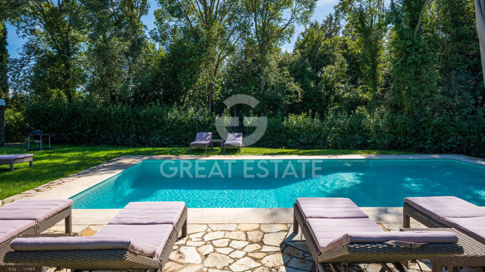 Image No.14-7 Bed Country House for sale