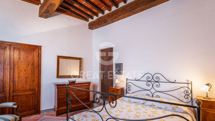 Image No.33-7 Bed Country House for sale