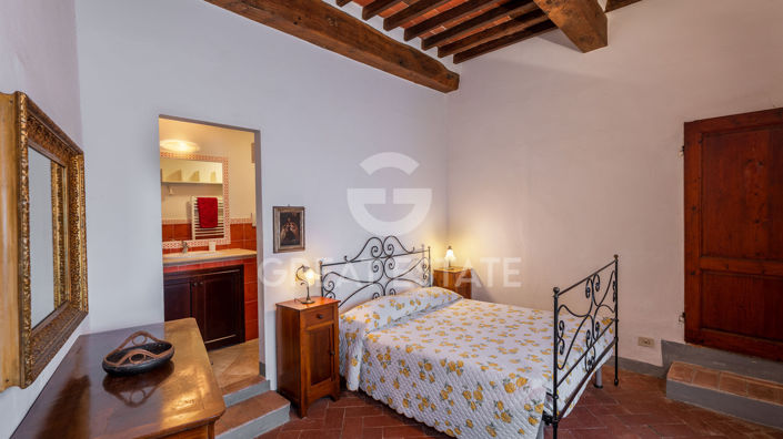 Image No.34-7 Bed Country House for sale