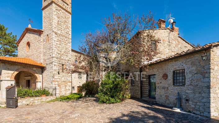 Image No.8-7 Bed Country House for sale