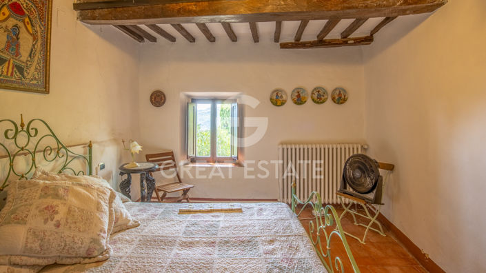 Image No.23-4 Bed Country House for sale