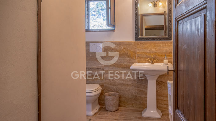 Image No.30-4 Bed Country House for sale