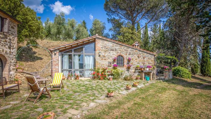 Image No.38-4 Bed Country House for sale