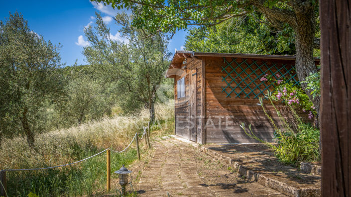 Image No.40-4 Bed Country House for sale