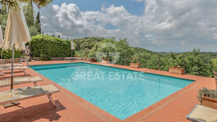Image No.15-13 Bed Country House for sale