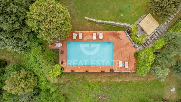 Image No.18-13 Bed Country House for sale