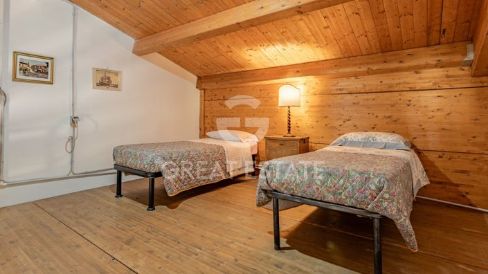 Image No.43-13 Bed Country House for sale