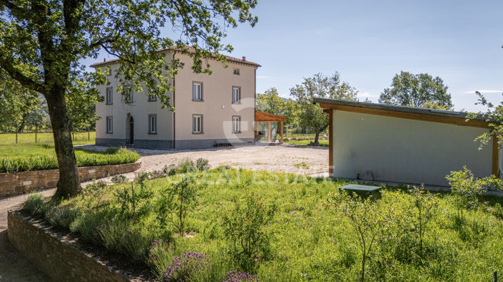 Image No.18-7 Bed Country House for sale