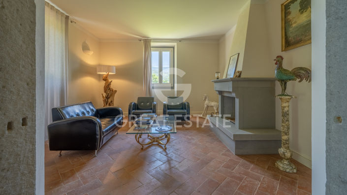 Image No.3-7 Bed Country House for sale