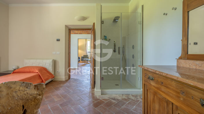 Image No.29-7 Bed Country House for sale