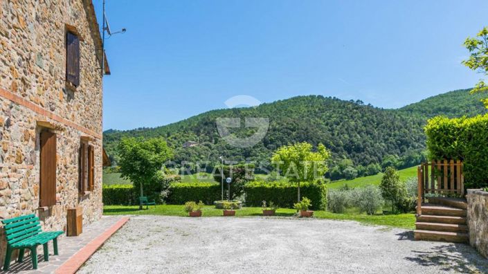 Image No.15-10 Bed Country House for sale