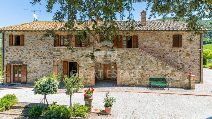 Image No.18-10 Bed Country House for sale