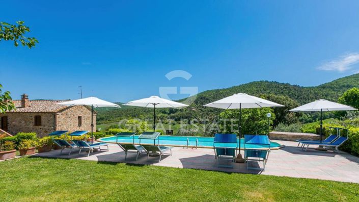 Image No.19-10 Bed Country House for sale