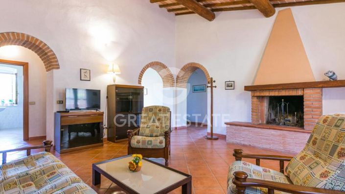 Image No.2-10 Bed Country House for sale
