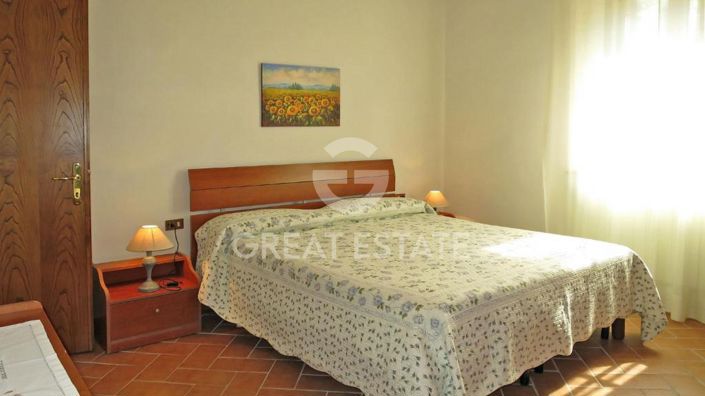 Image No.33-10 Bed Country House for sale