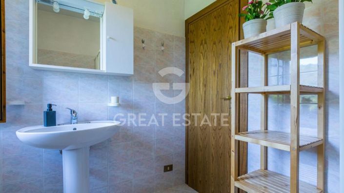 Image No.39-10 Bed Country House for sale