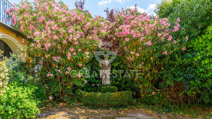 Image No.26-5 Bed Villa for sale