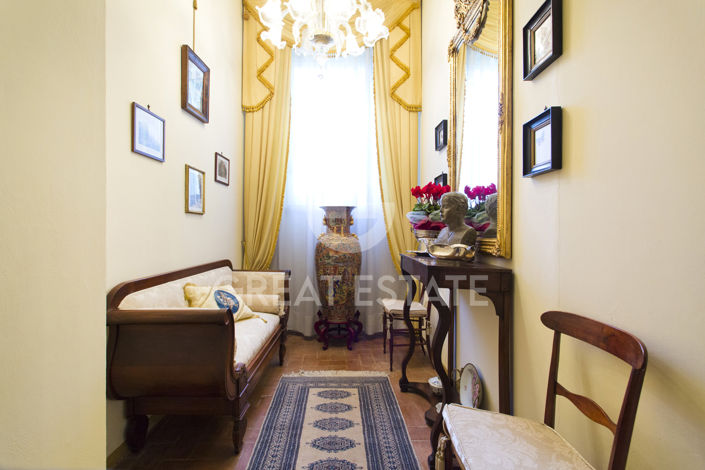Image No.49-5 Bed Villa for sale