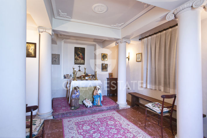 Image No.57-5 Bed Villa for sale