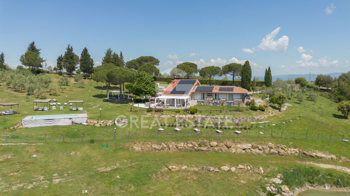 Image No.11-10 Bed Country House for sale