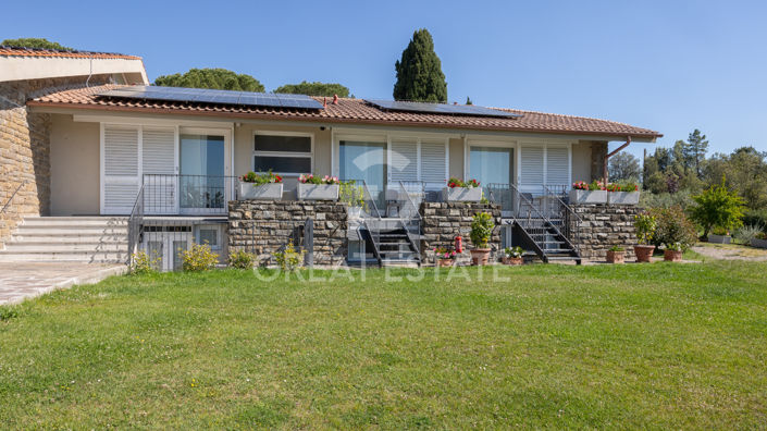 Image No.13-10 Bed Country House for sale