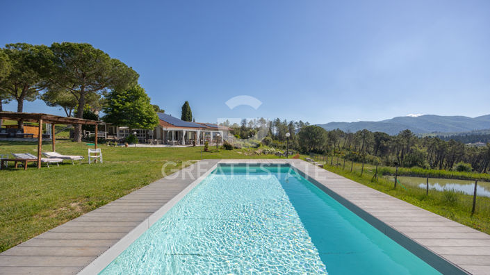 Image No.18-10 Bed Country House for sale