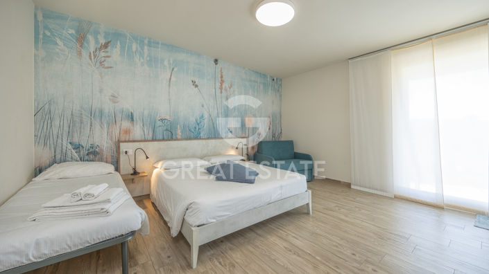 Image No.35-10 Bed Country House for sale