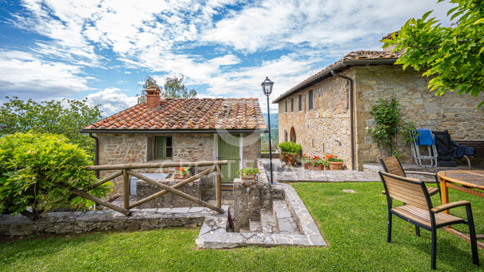 Image No.18-8 Bed Country House for sale