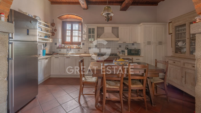 Image No.31-8 Bed Country House for sale
