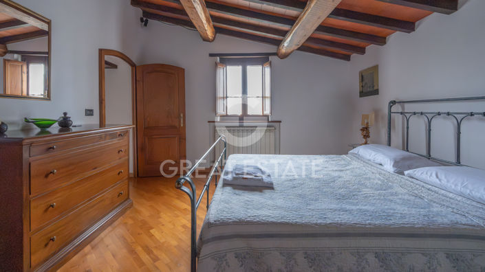 Image No.45-8 Bed Country House for sale