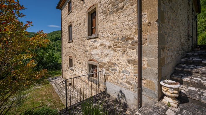 Image No.14-Maison de campagne de 4 chambres à vendre à Pietralunga