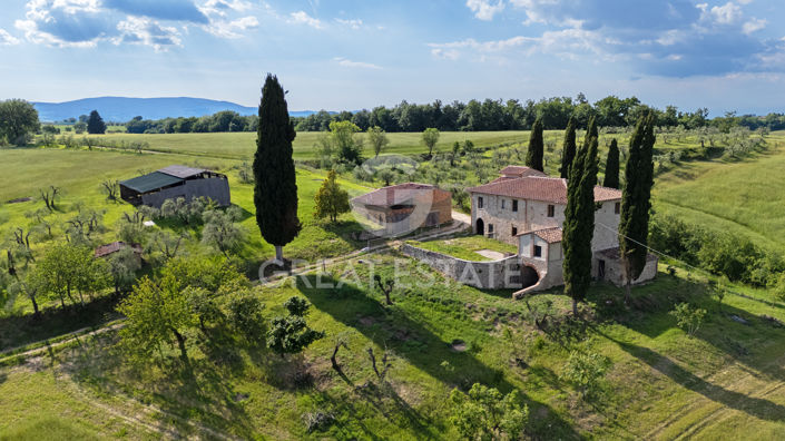 Image No.4-6 Bed Country House for sale