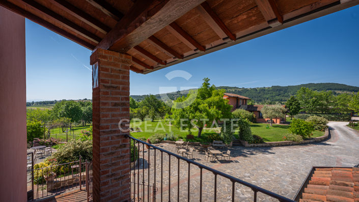 Image No.23-13 Bed Country House for sale