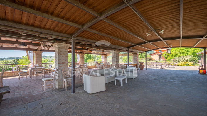 Image No.32-13 Bed Country House for sale