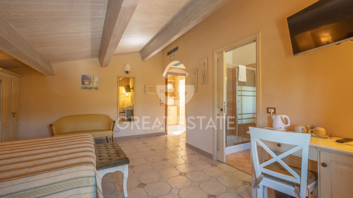 Image No.45-13 Bed Country House for sale