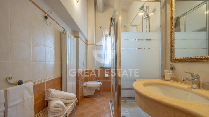 Image No.49-13 Bed Country House for sale